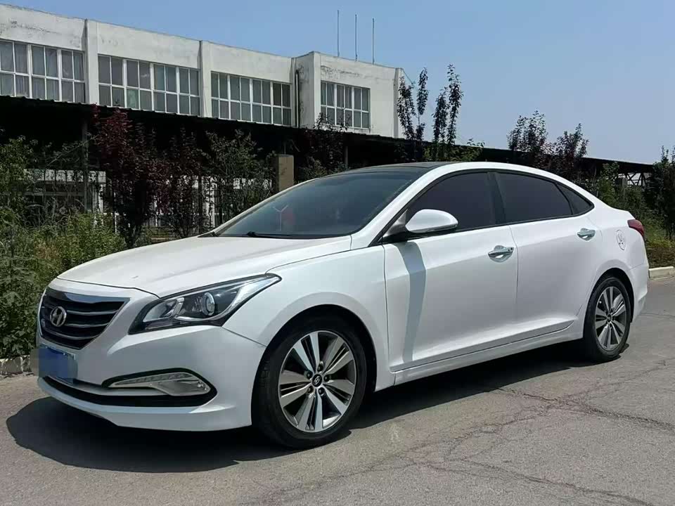 Hyundai Name picture