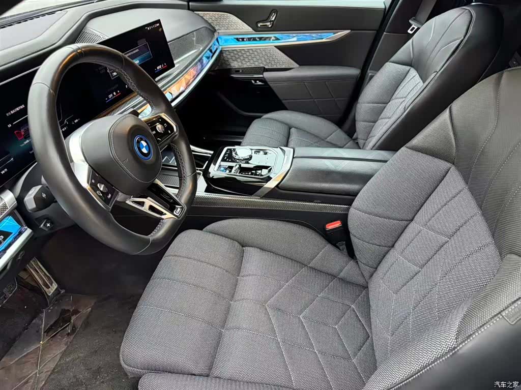 BMW i7, 2024 8
