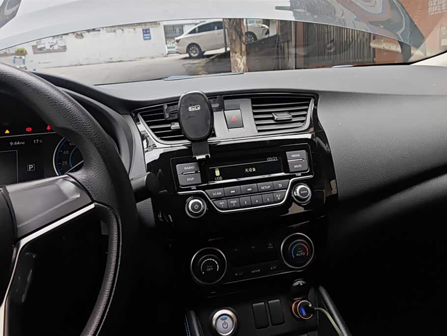 Nissan Sylphy Pure Electric