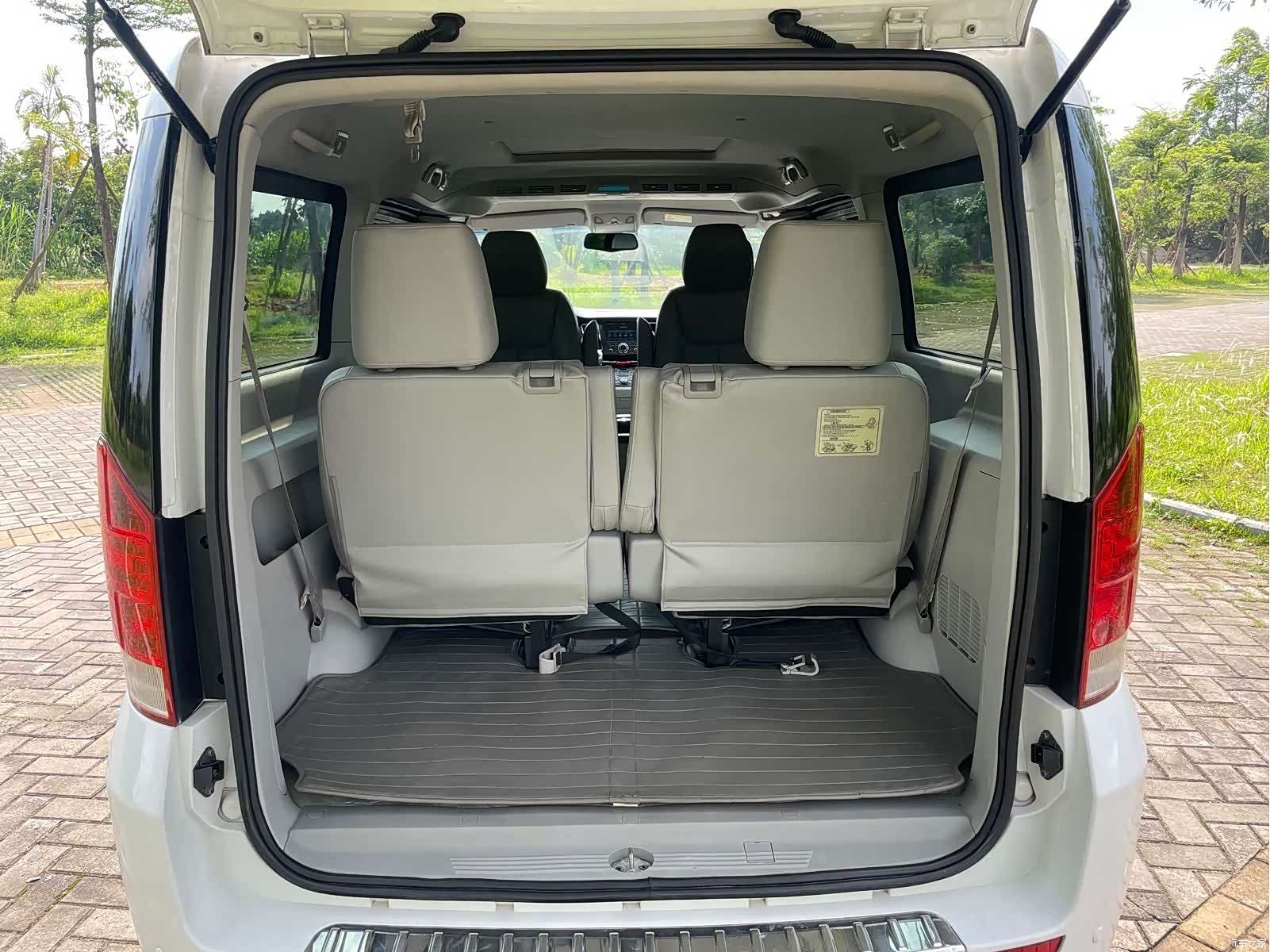 JAC M5, 2016 11