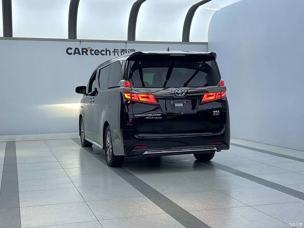 Toyota Vellfire, 2023 7