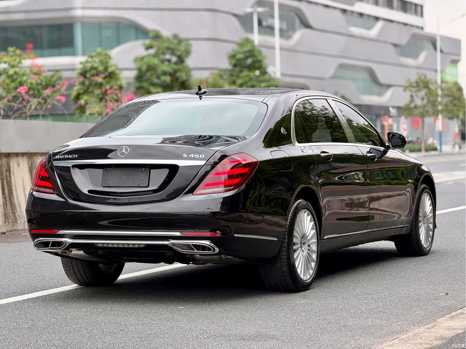Maybach S-Class, 2018 6