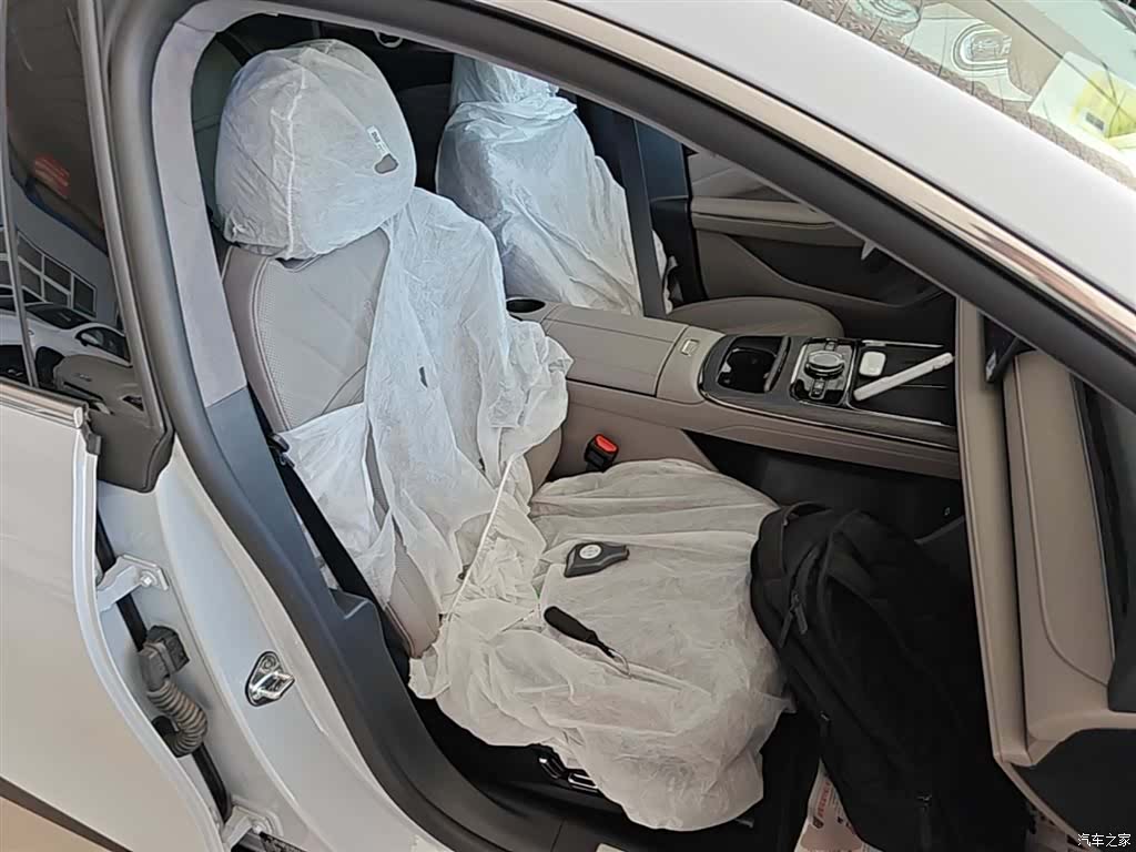 Geely 8, 2026 25