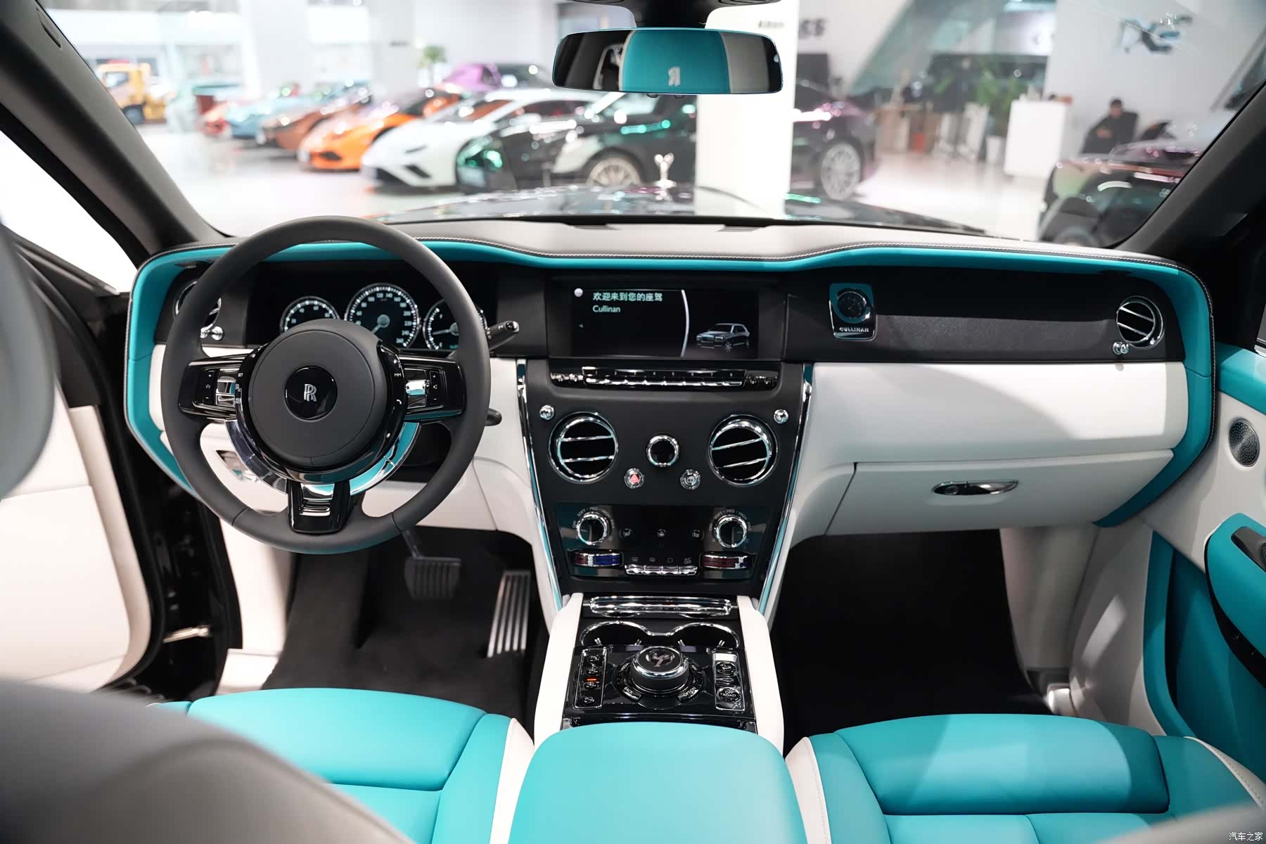 Rolls-Royce Cullinan, 2022 все фото