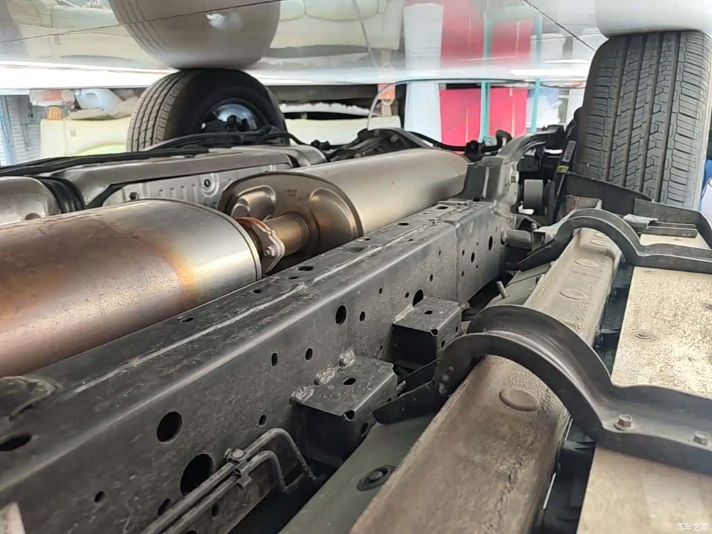Tank 300, 2025 21