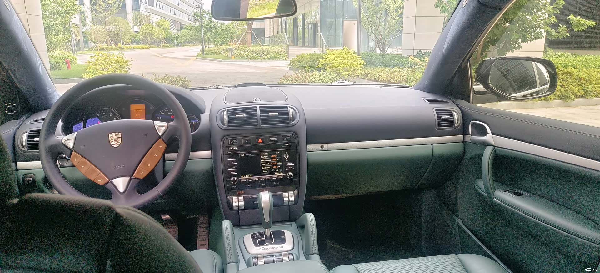 Porsche Cayenne, 2010 12