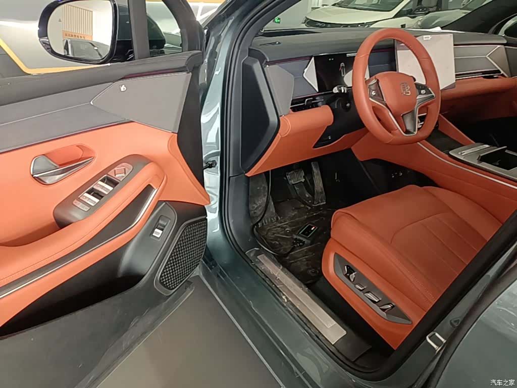 BYD Tang, 2025 16
