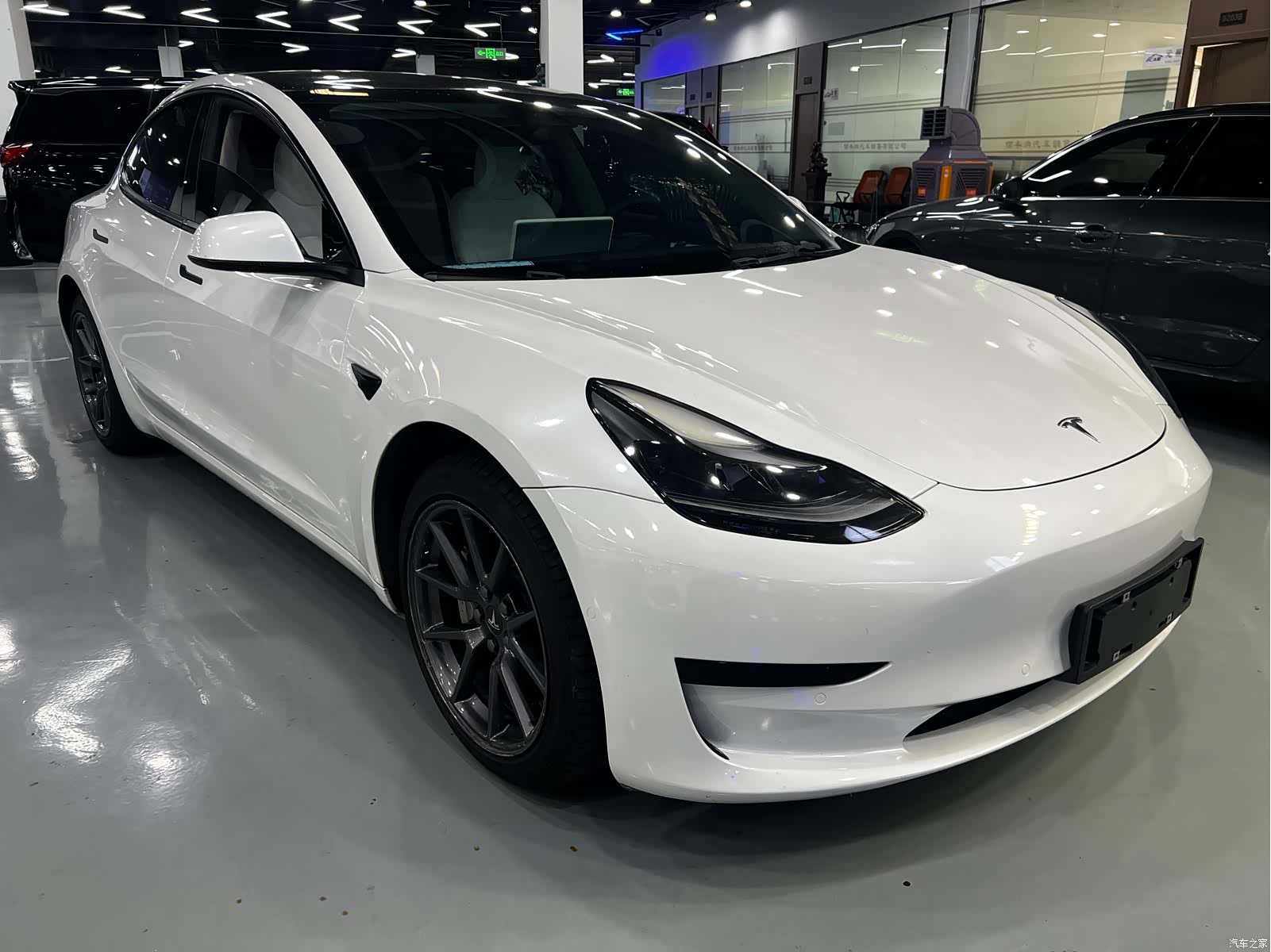 Tesla Model 3, 2021 2