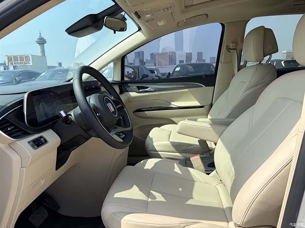 Buick GL8, 2025 11
