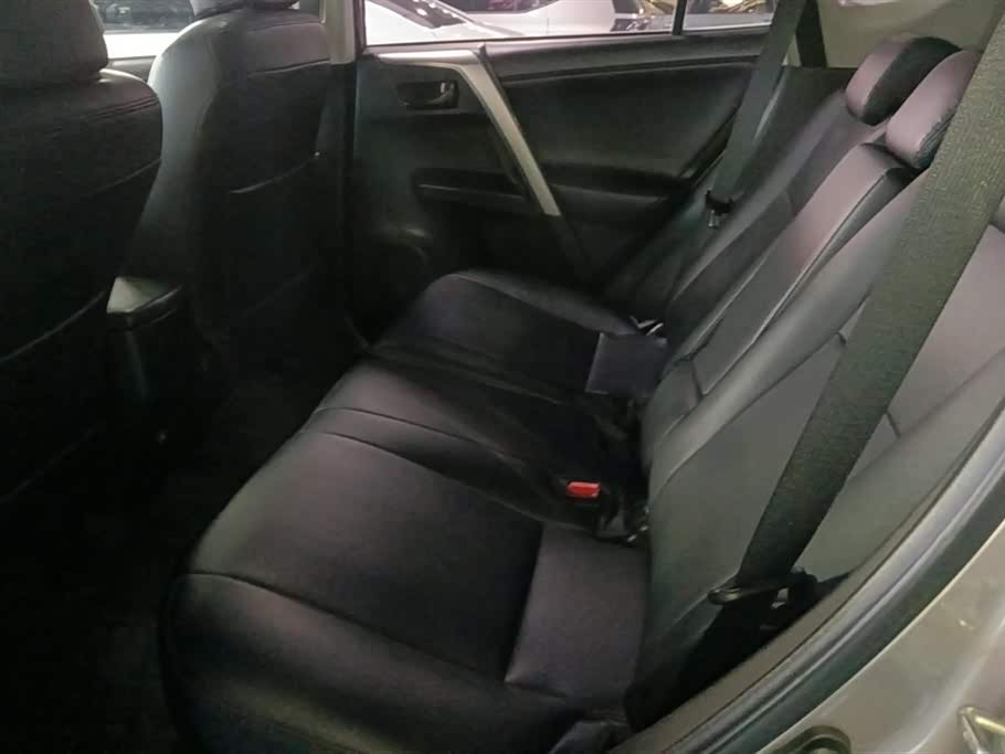 Toyota RAV4 Rongfang