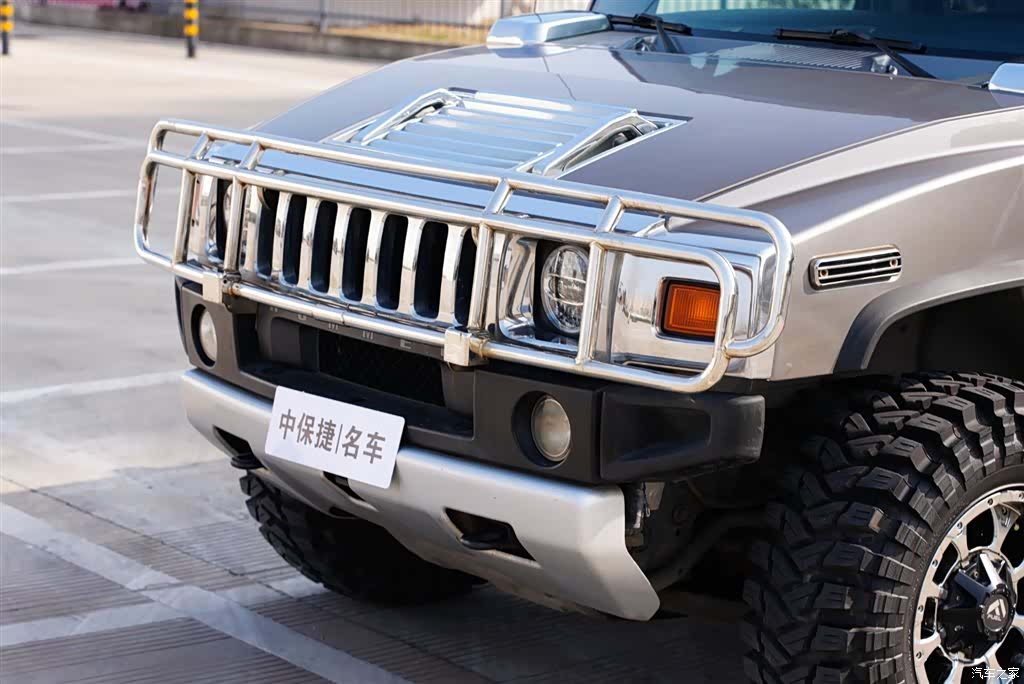 Hummer H2, 2010 24