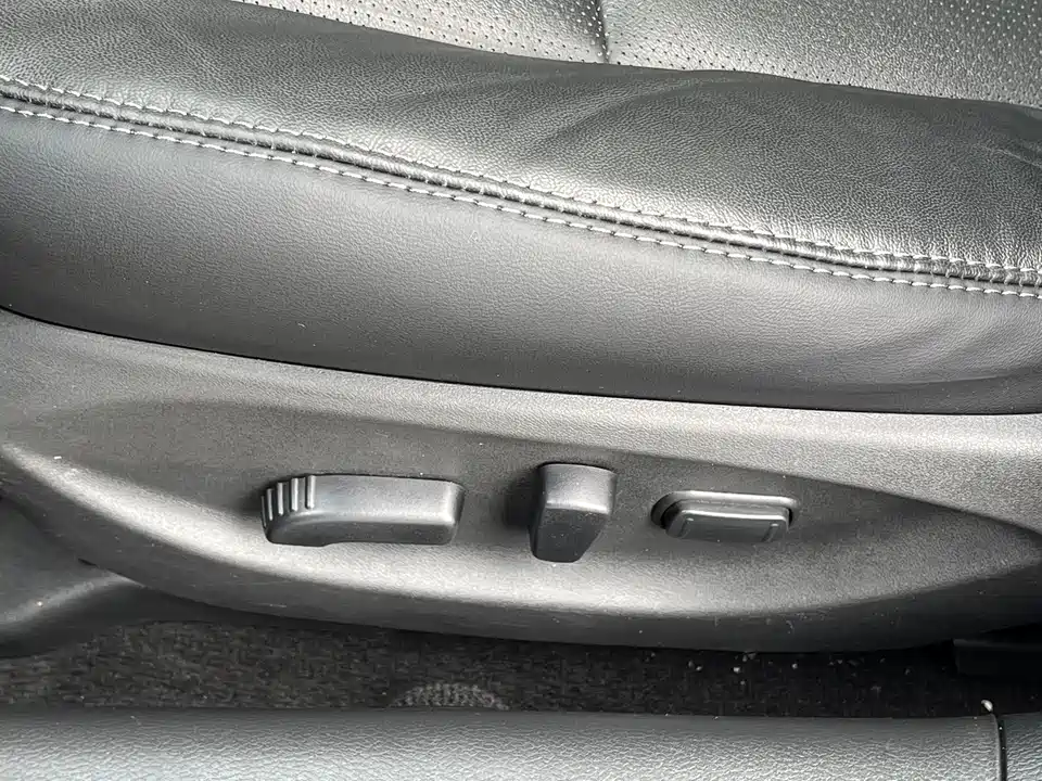 Infiniti Q50L Infiniti Q50L