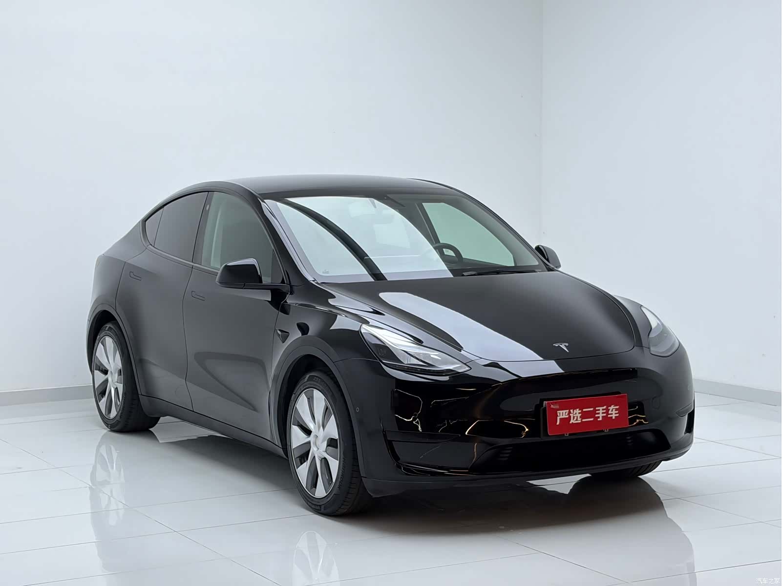Tesla Model Y, 2022 3