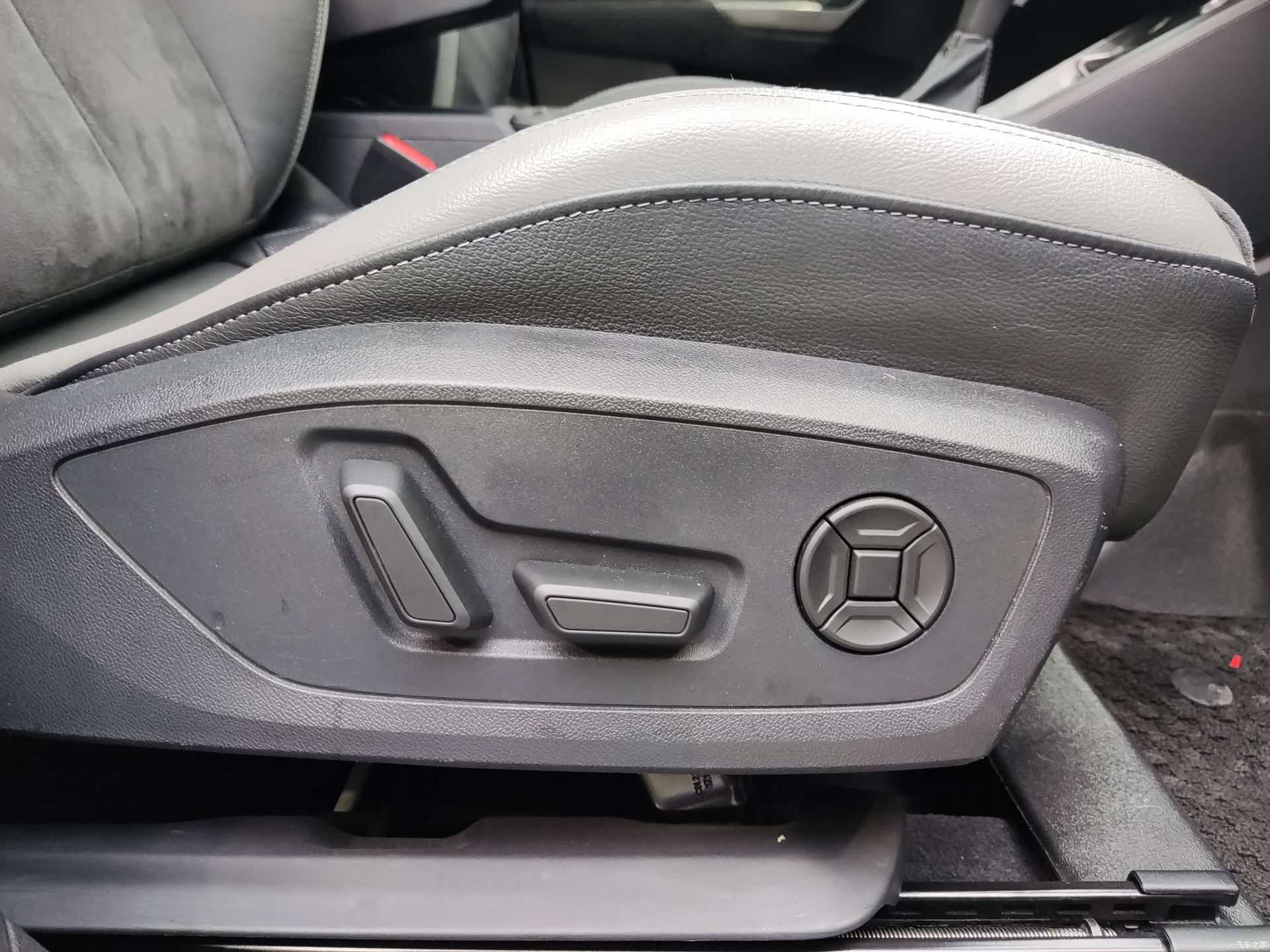 Audi Q3, 2022 9