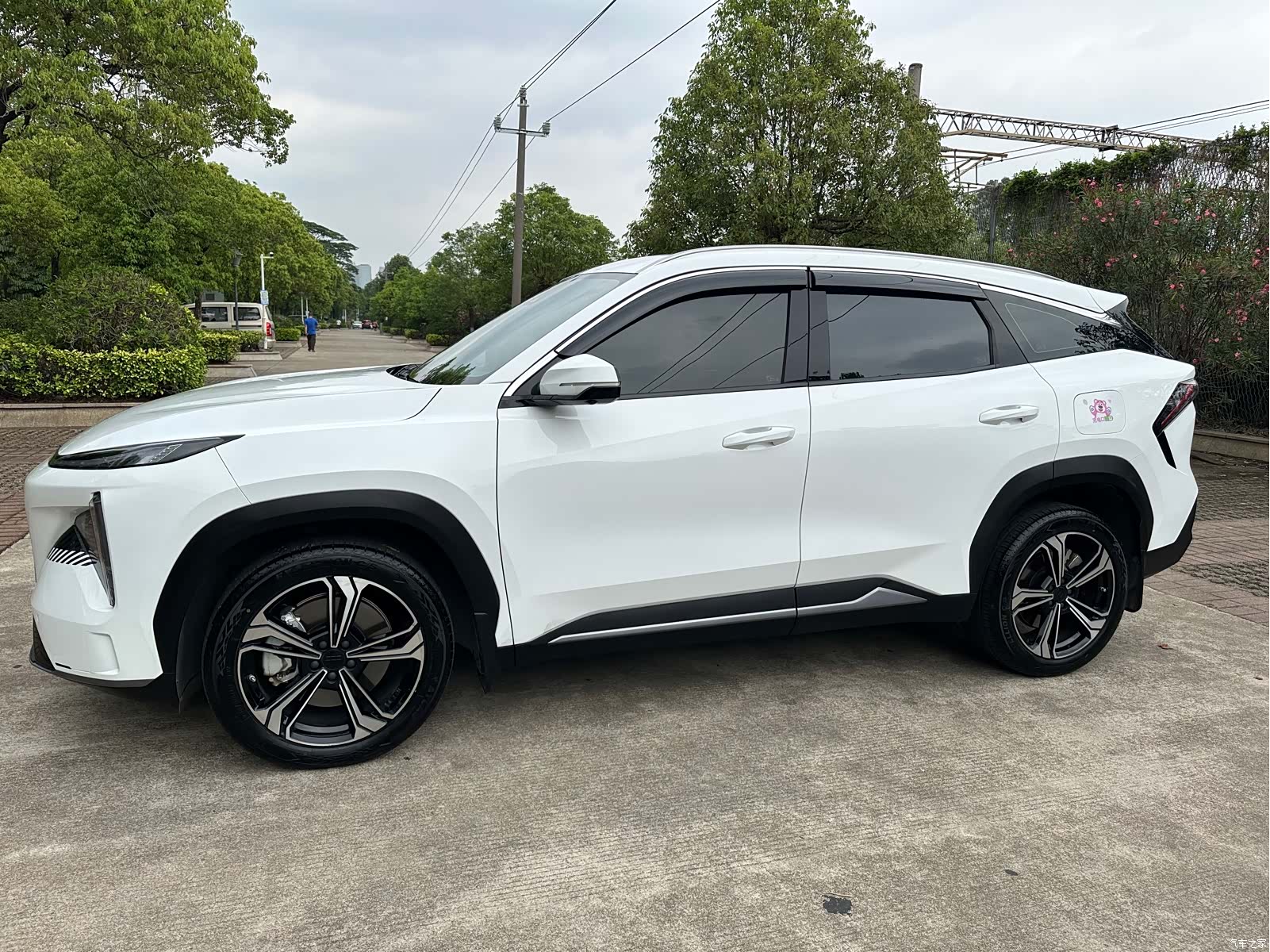 Geely Galaxy L7, 2024 7