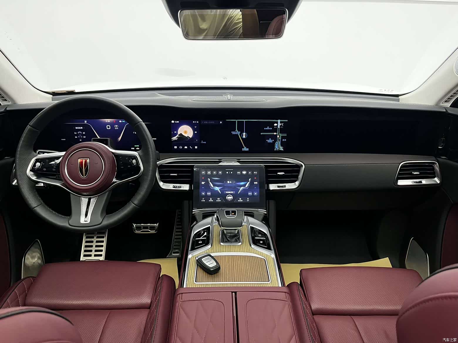 Hongqi E-HS9, 2023 4