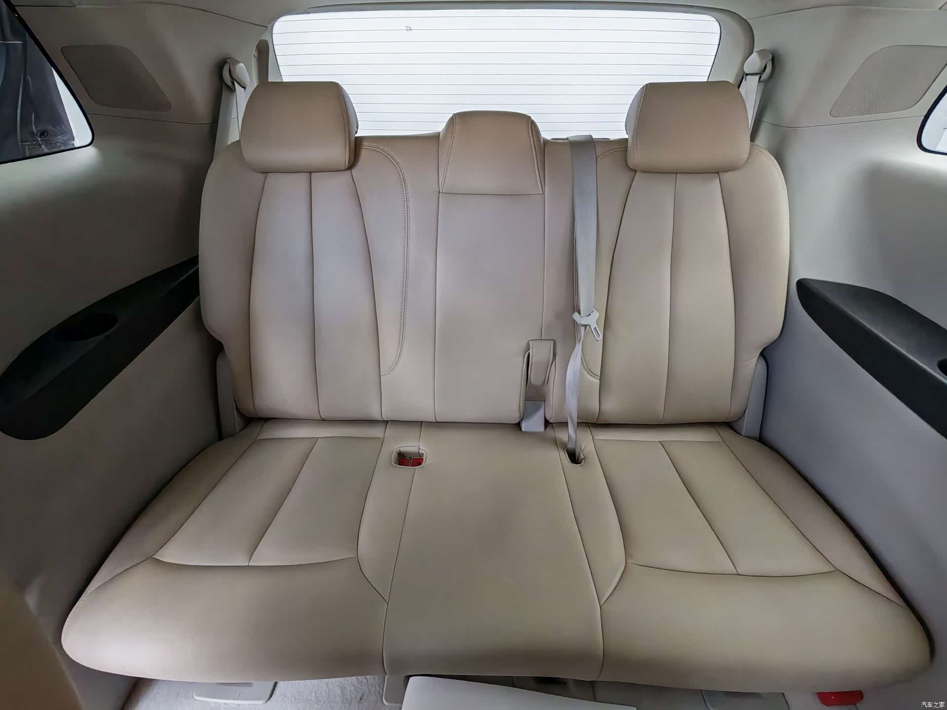 Buick GL8, 2024 8