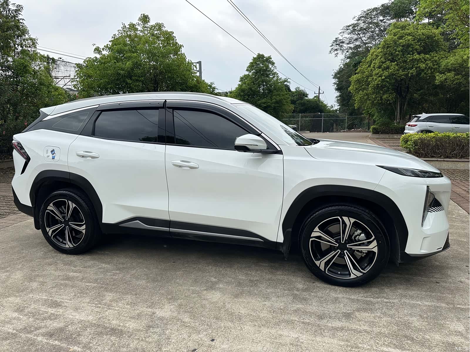 Geely Galaxy L7, 2024 12
