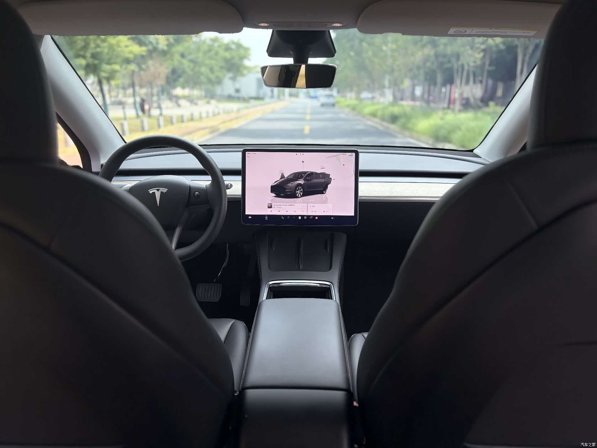 Tesla Model Y, 2023 8