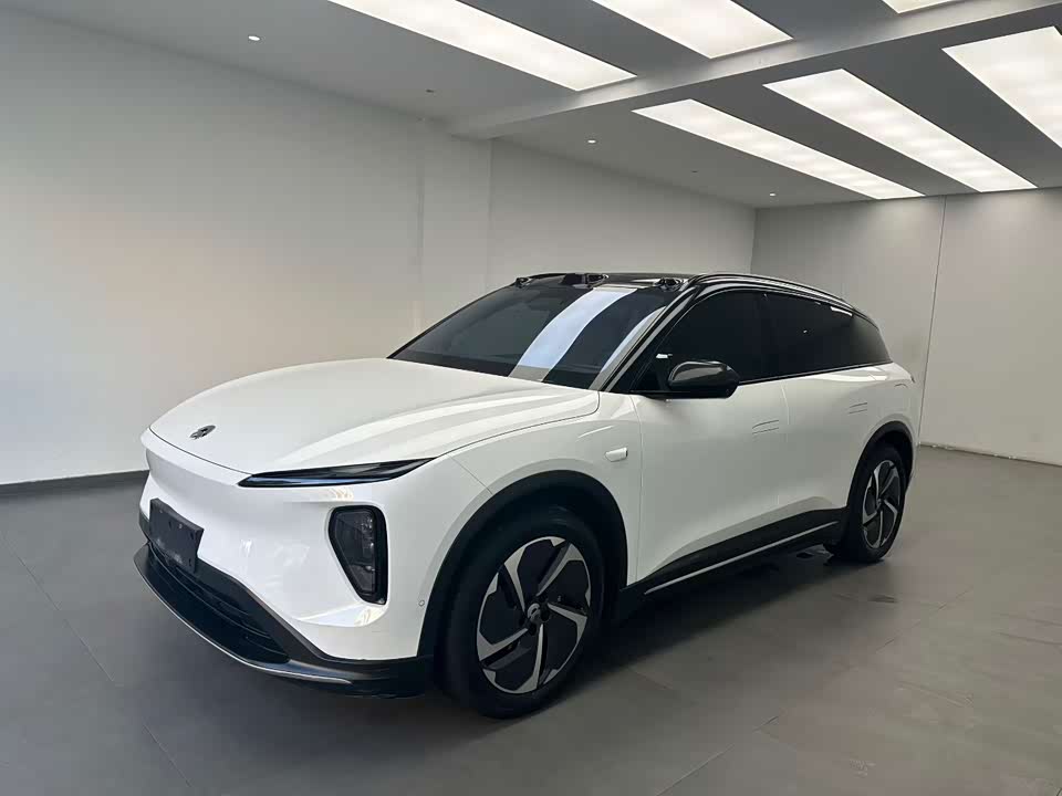NIO ES6