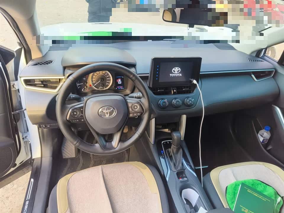 Toyota Corolla Sharp amplifier