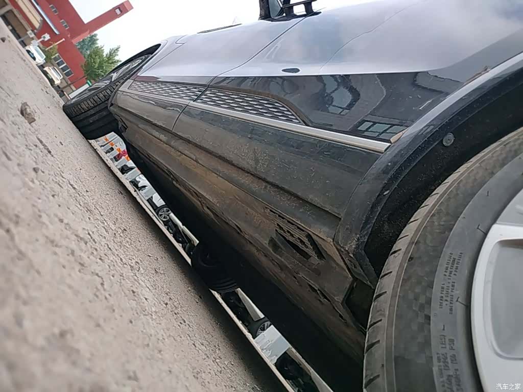 Hongqi E-HS9, 2023 22