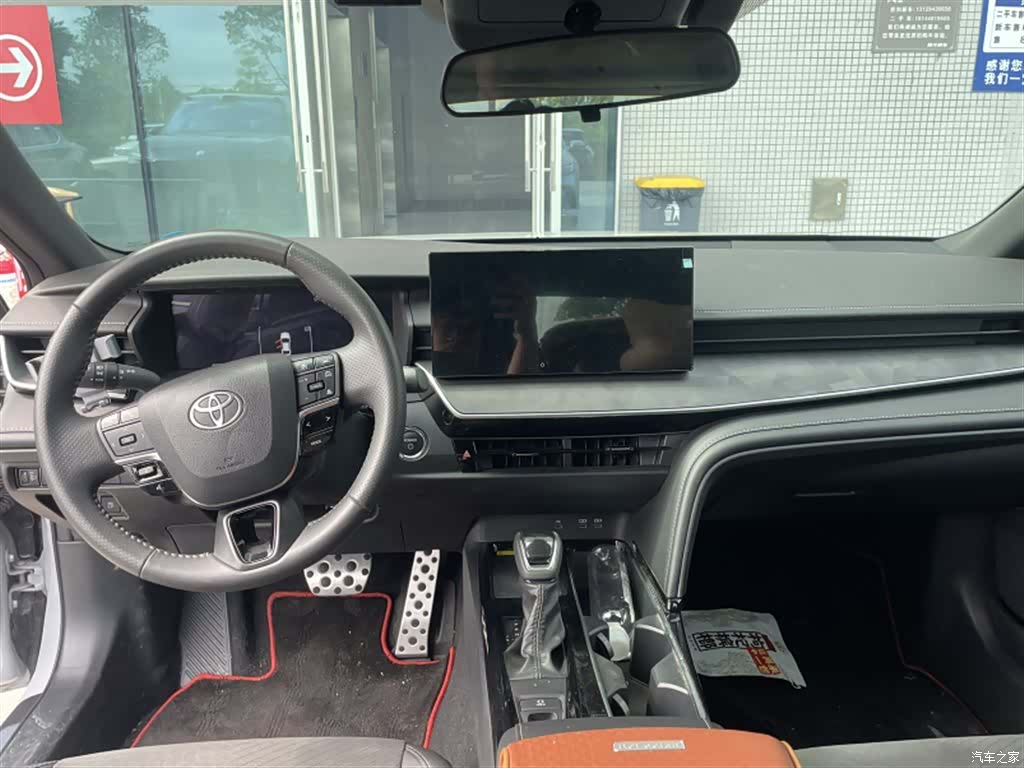 Toyota Camry, 2026 все фото