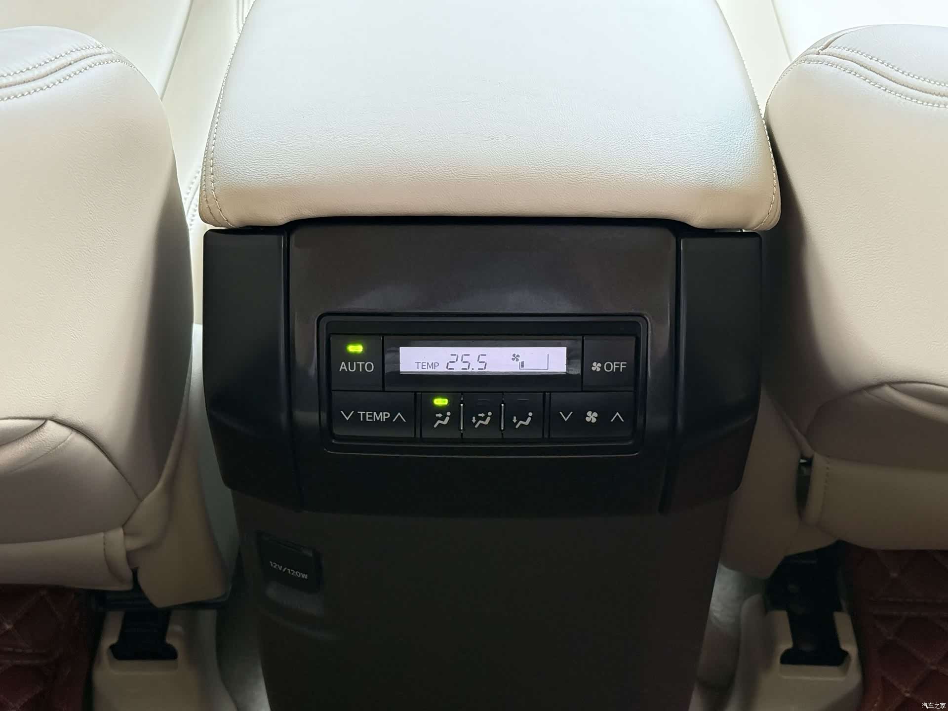 Toyota Prado, 2015 18