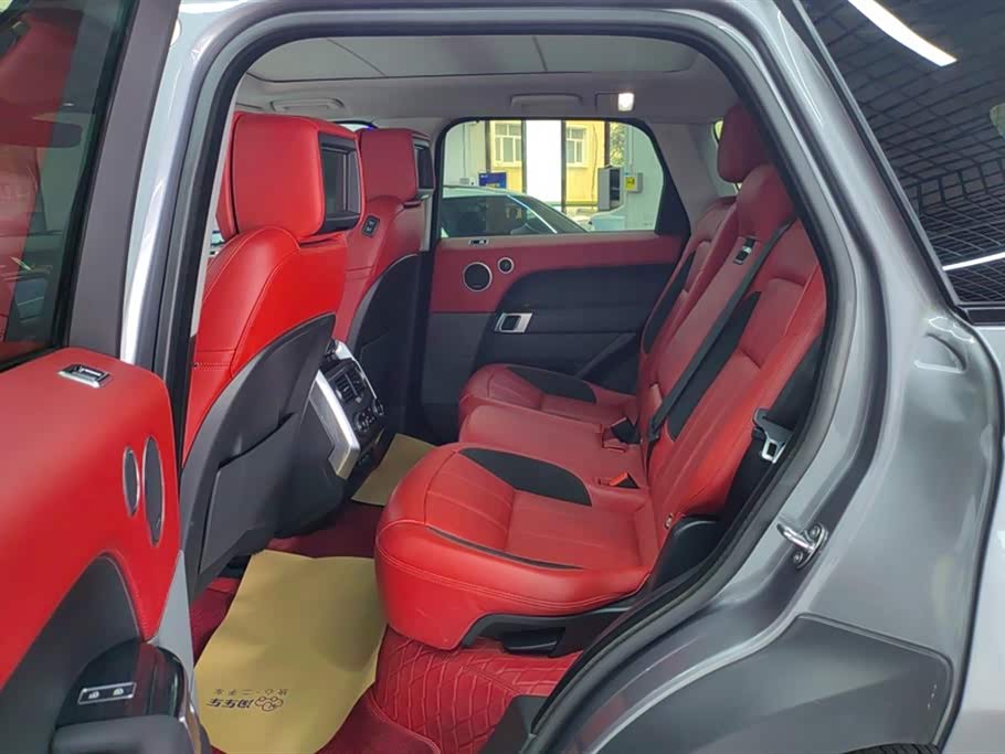 Land Rover Range Rover Sport Land Rover Range Rover Sport