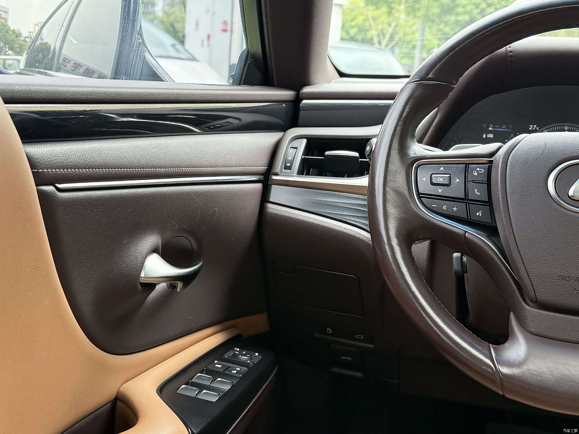Lexus ES, 2021 15