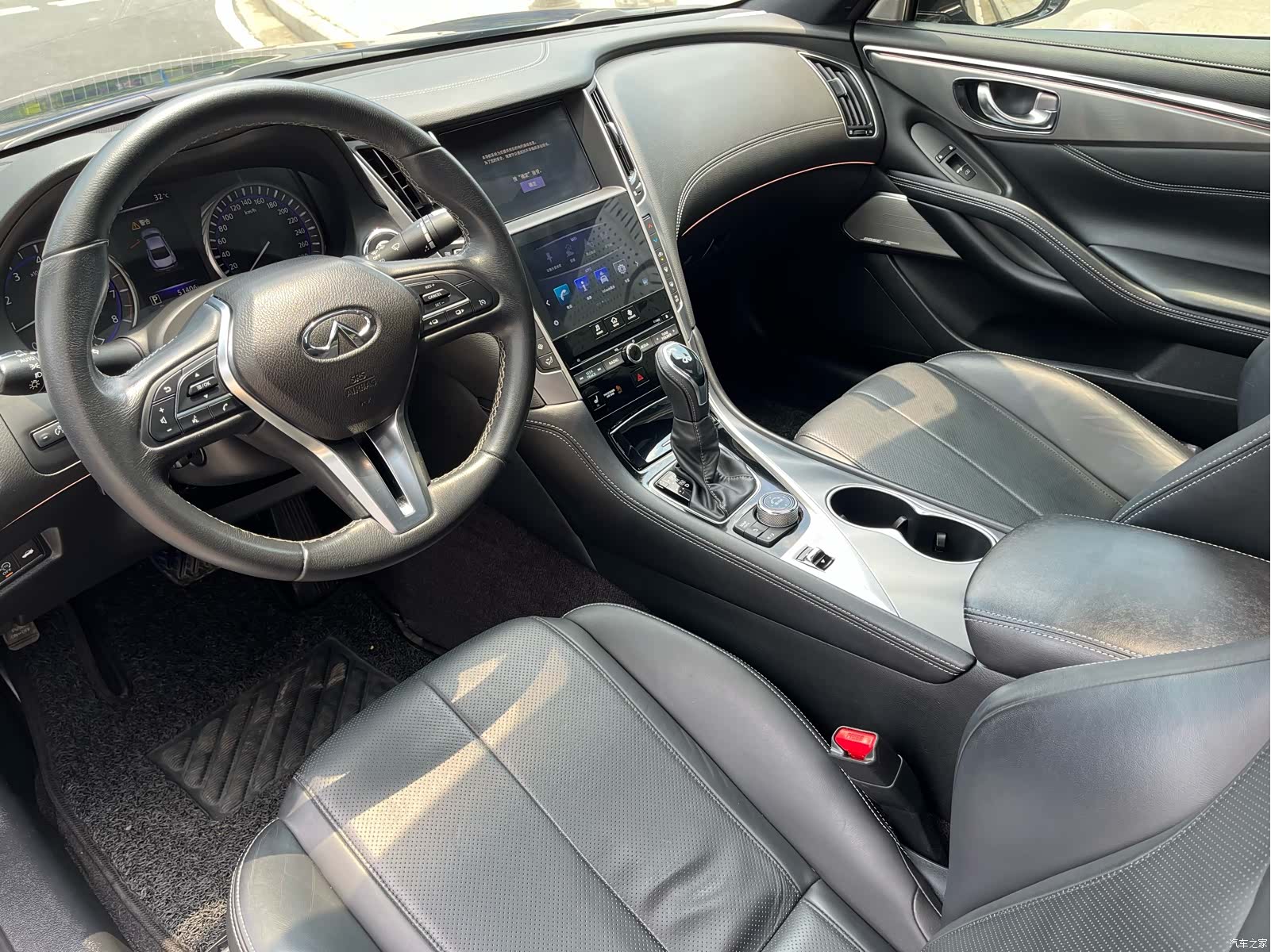 Infiniti Q60, 2019 9