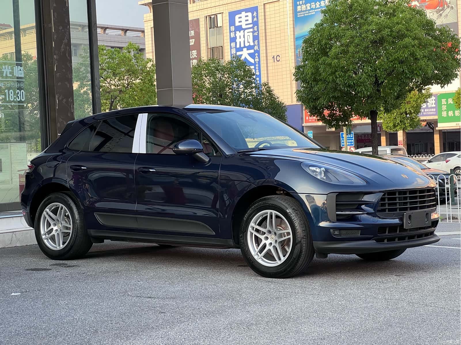 Porsche Macan, 2022 3
