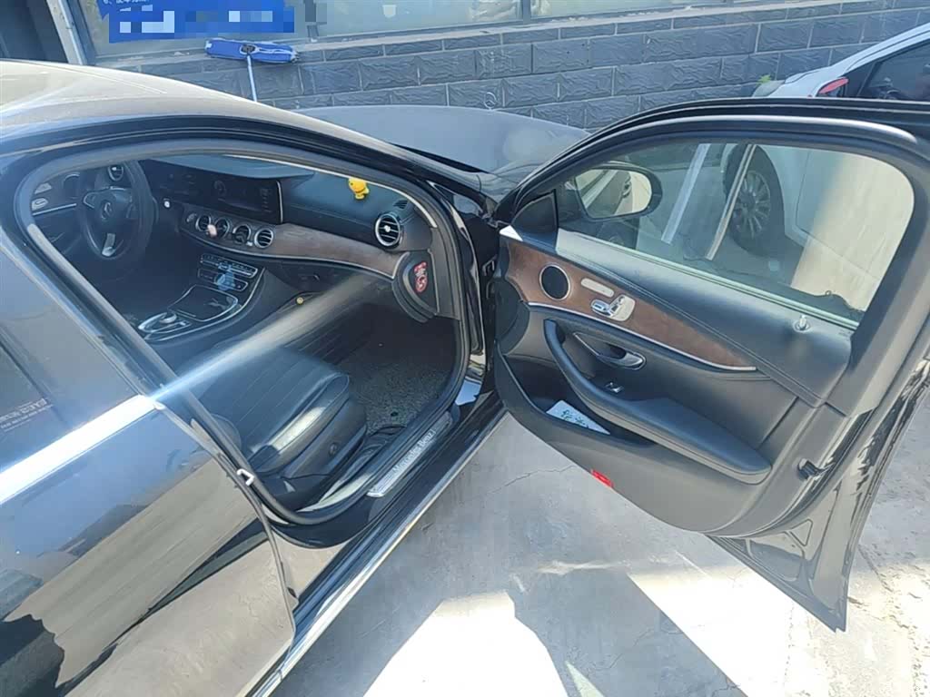 Mercedes-Benz E-Class, 2017 11