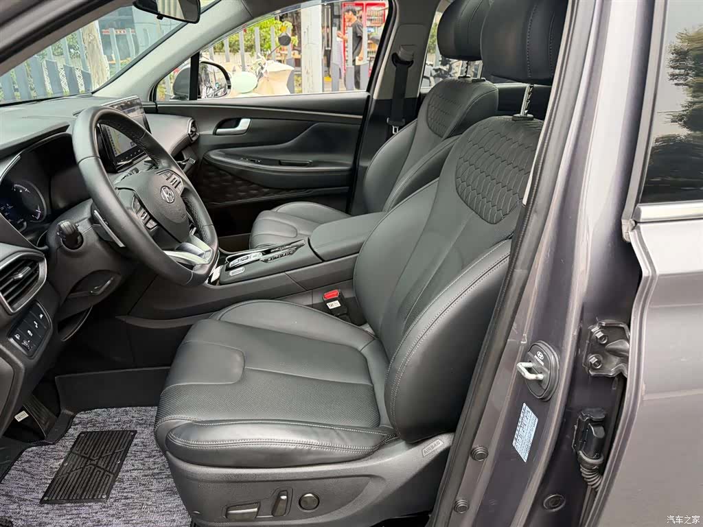 Hyundai Santa Fe, 2020 8