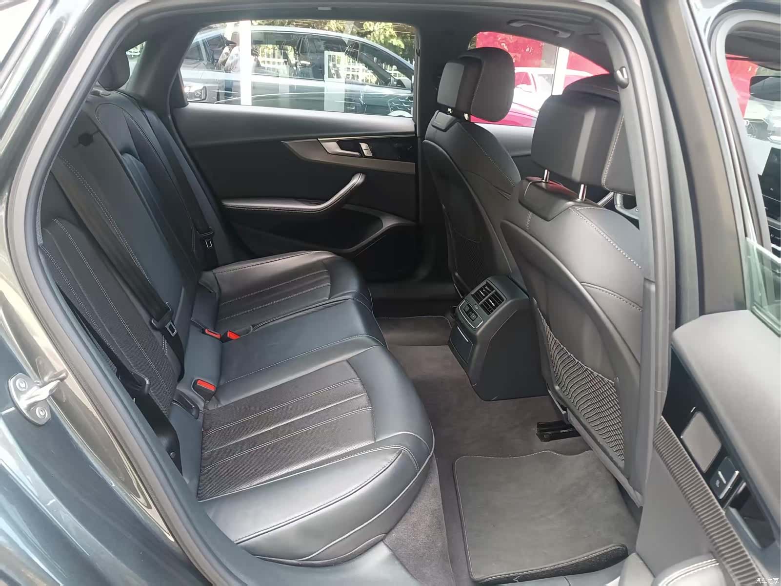 Audi A4L, 2024 12