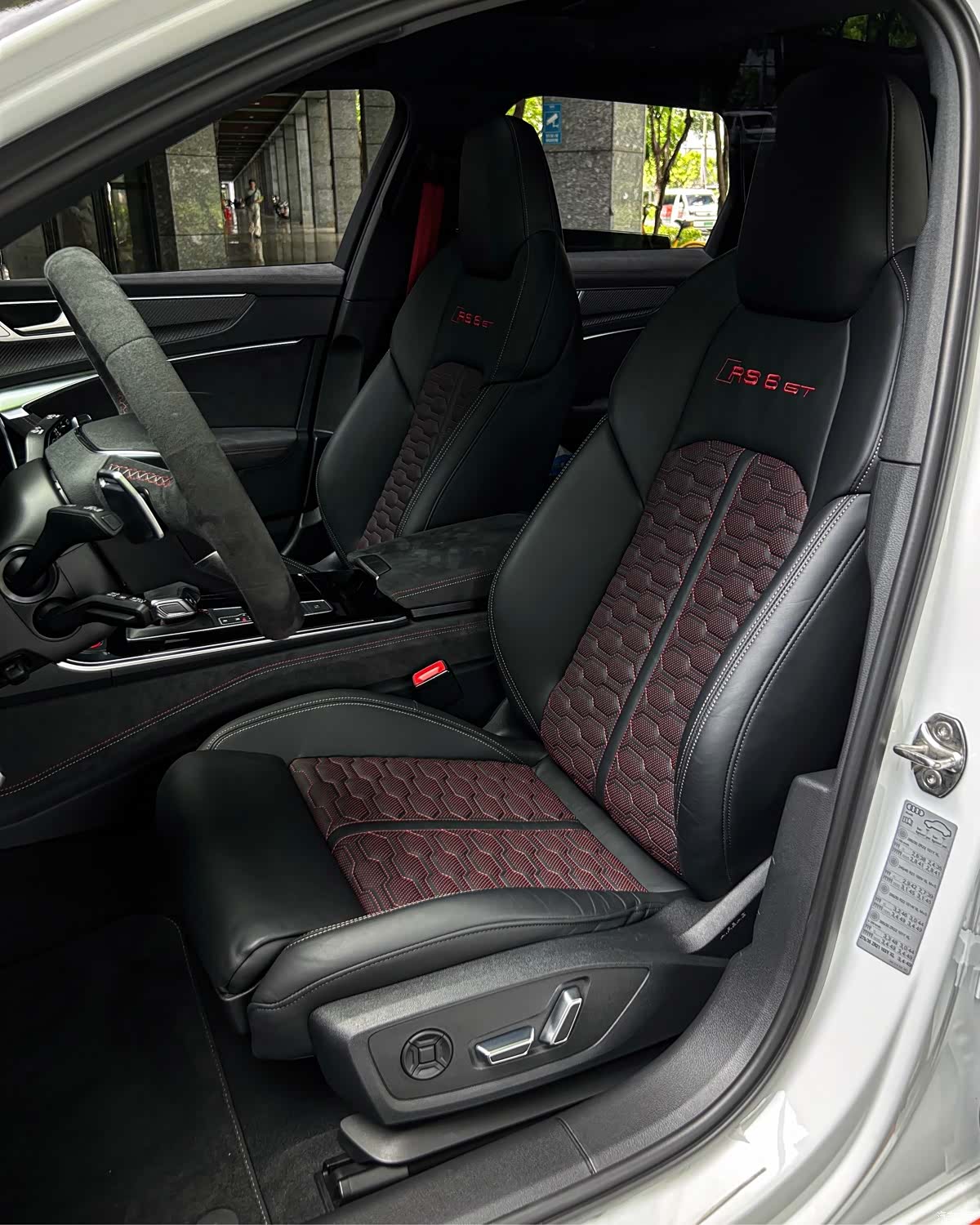 Audi RS, 2025 14