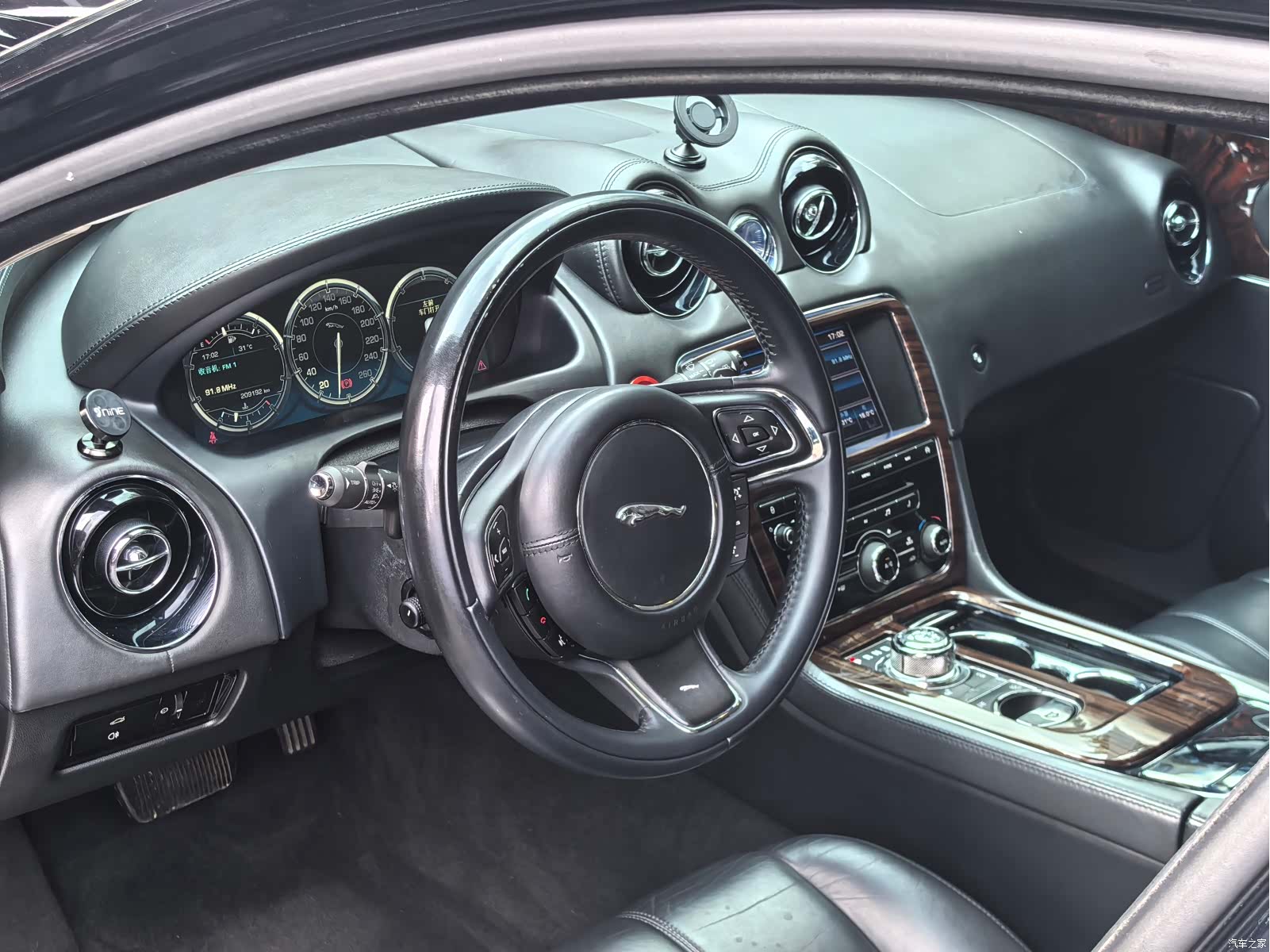 Jaguar XJ, 2013 15