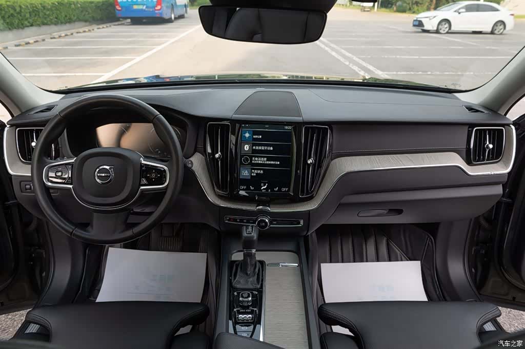 Volvo XC60, 2018 6