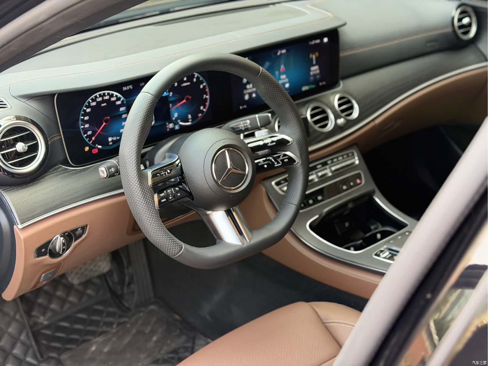 Mercedes-Benz E-Class, 2024 все фото