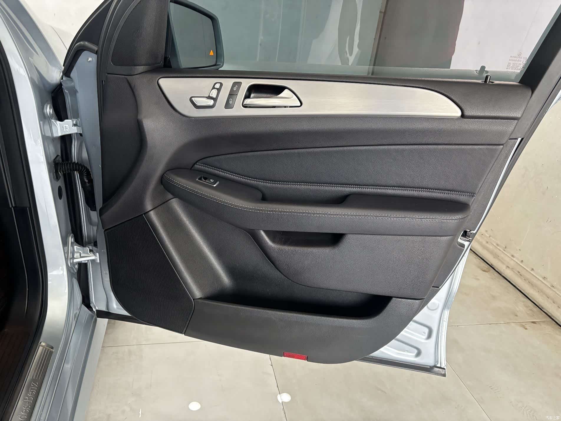 Mercedes-Benz GLE, 2016 24