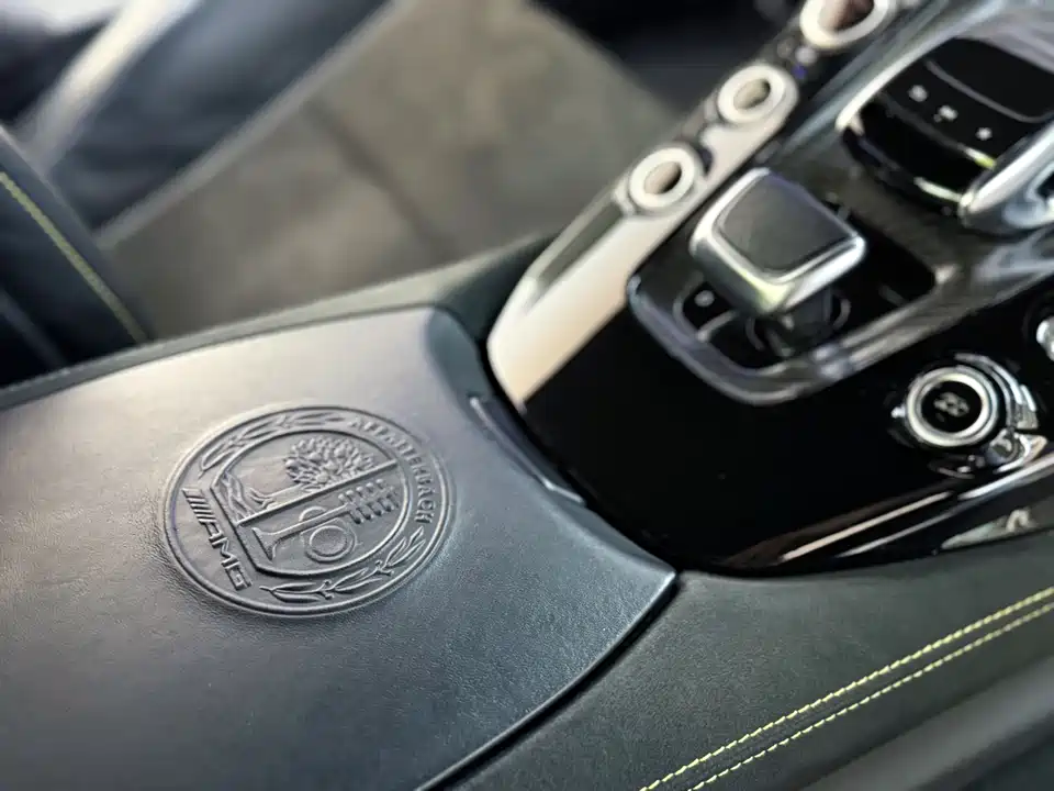 Mercedes-Benz AMG GT Mercedes-Benz AMG GT