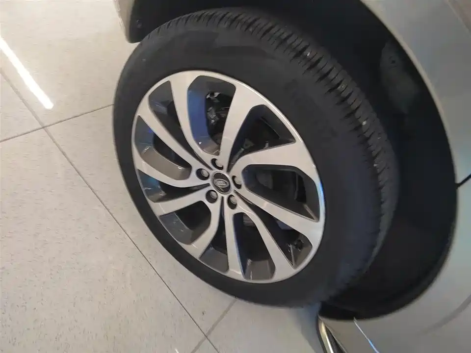 Land Rover Discover sports