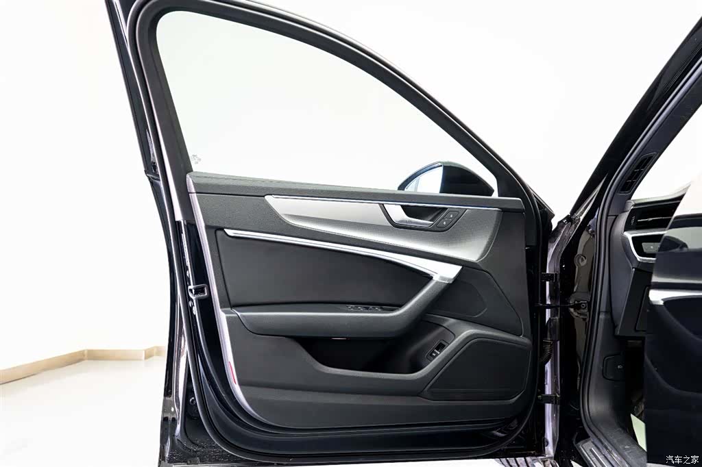 Audi A6L, 2021 9