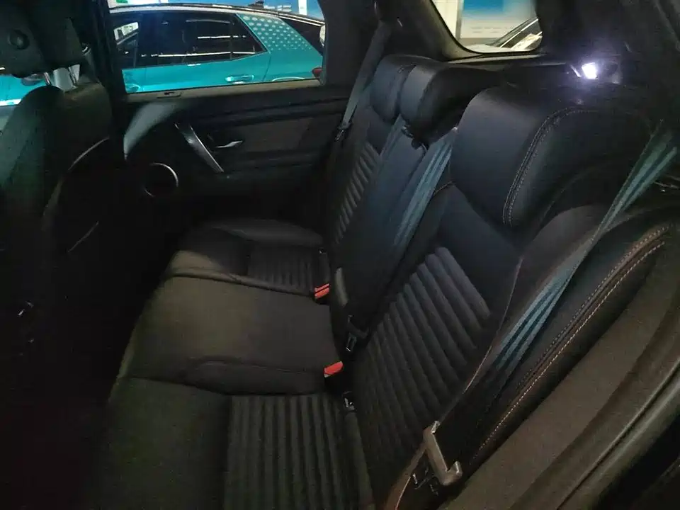 Land Rover Discover sports