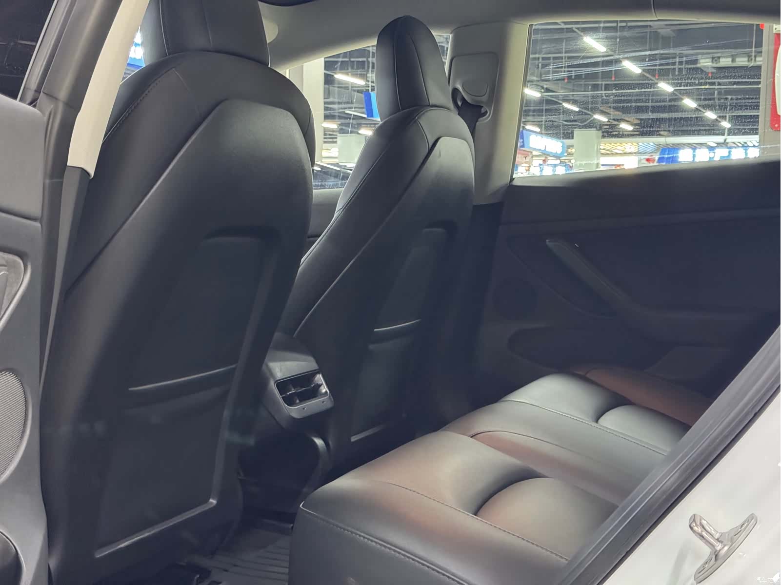 Tesla Model 3, 2021 6