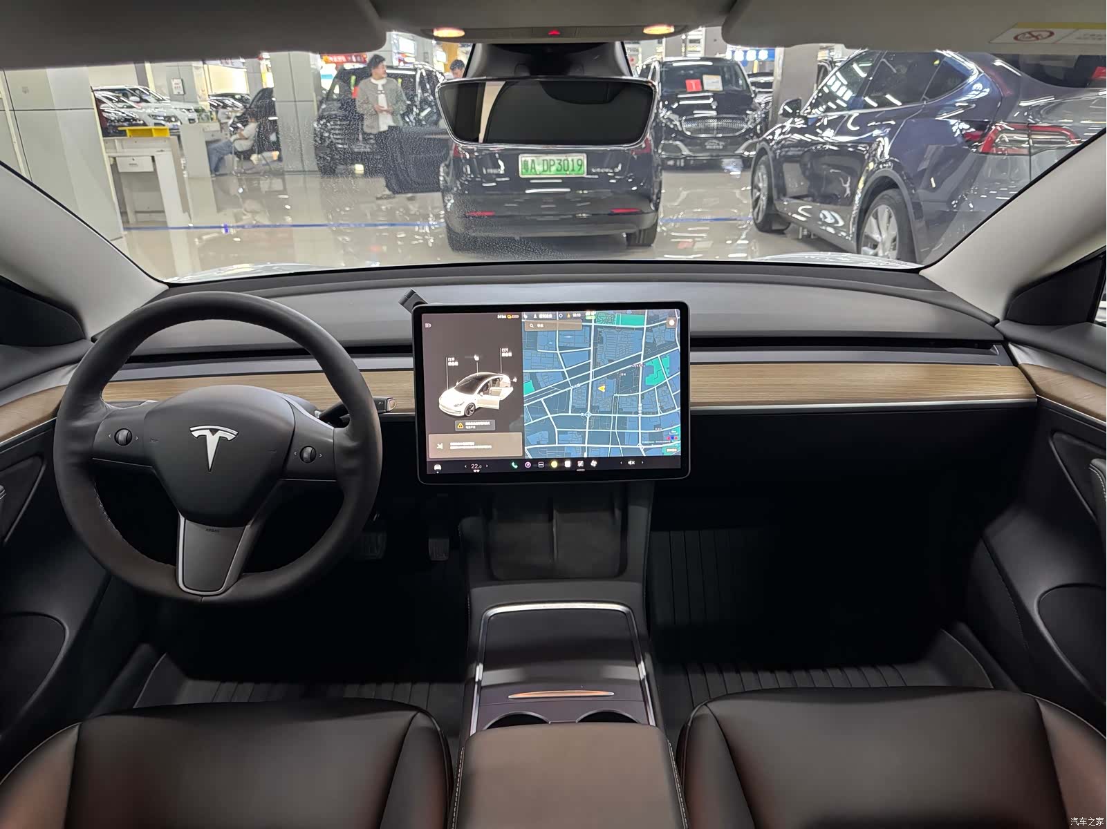 Tesla Model 3, 2021 все фото