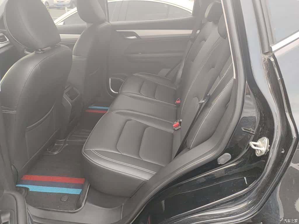 Geely X6, 2020 17
