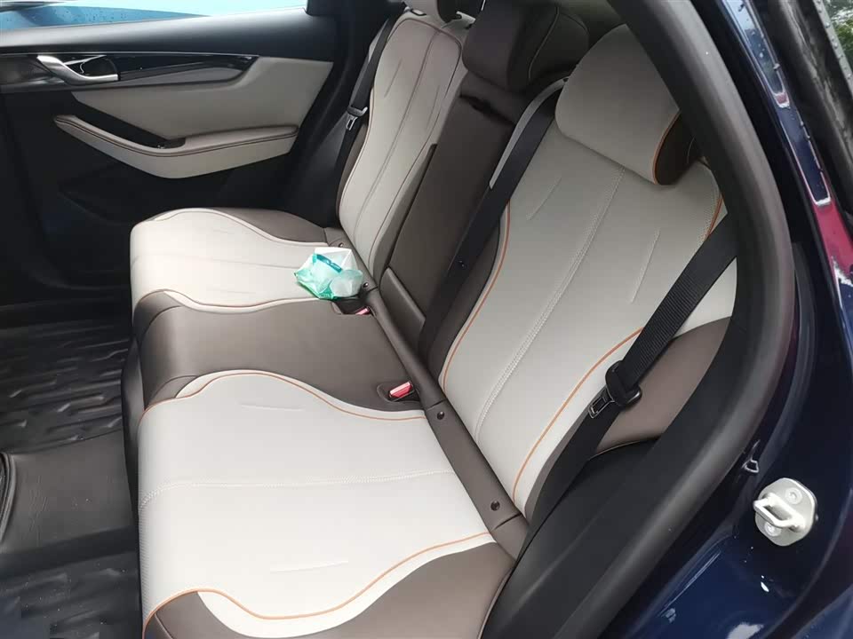 BYD Qin Yuan BYD Qin Yuan