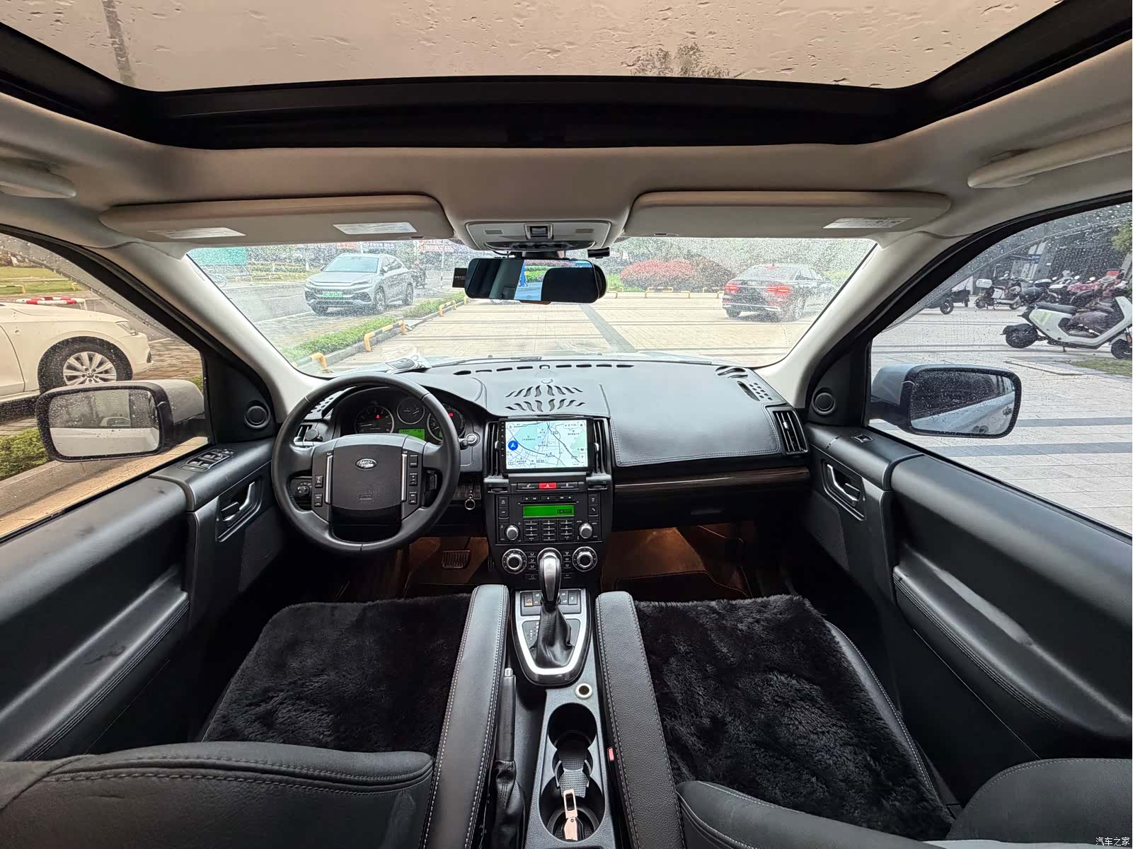 Land Rover Si4, 2012 7