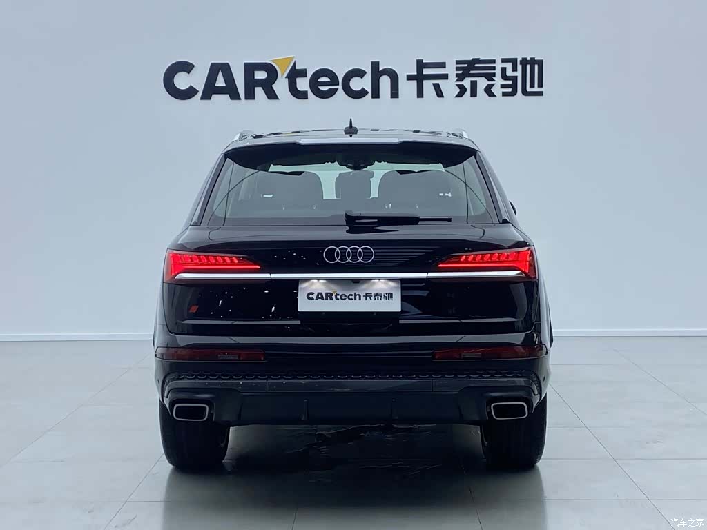 Audi Q7, 2025 4